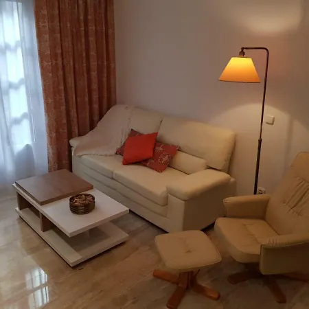 The Place Apartment *